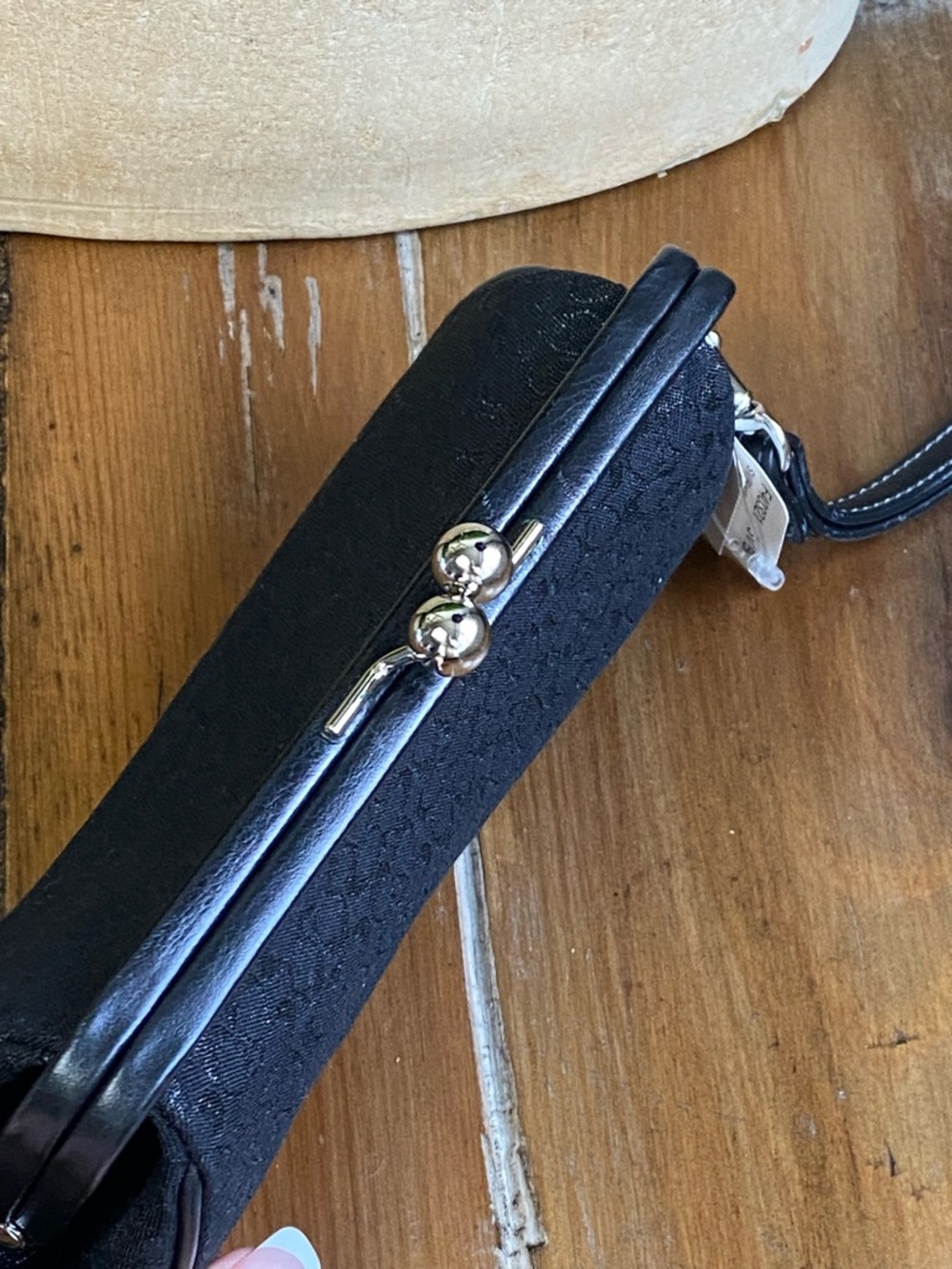 Coach Signature Framed Kisslock Black C Lurex - Picture 6 of 9